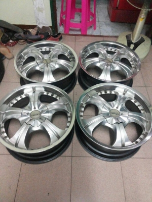 ล้อ Lenso ขอบ17 5รู114 สภาพสวยๆ ฝาครอบครบ ยกชุด 5500