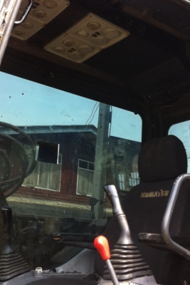 ขายด่วน Komatsu pc128 เก่าในสภาพดี  พร้อมใช้งาน