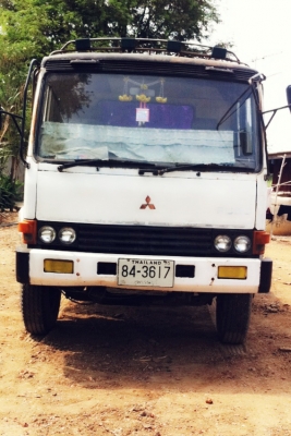 ขายด่วน รถสิบล้อเทเลอร์ 1 เพลา Mitsu 6D16 เครื่อง 190 เกียร์ธรรมดา เบรคจิฟฟี่ พวงมาลัยพาวเวอร์