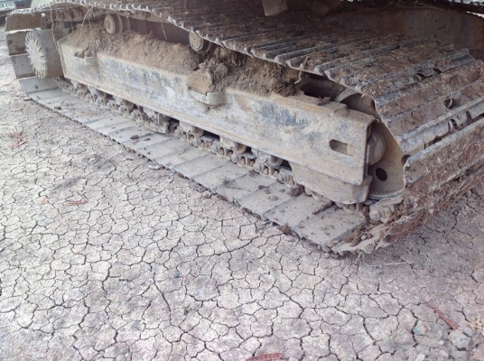 ขายรถแบ็คโฮ KOMATSU PC200-6 S/N8xxxx ไฟฟ้าครบรถสวย เอกสารเล่มทะเบียน