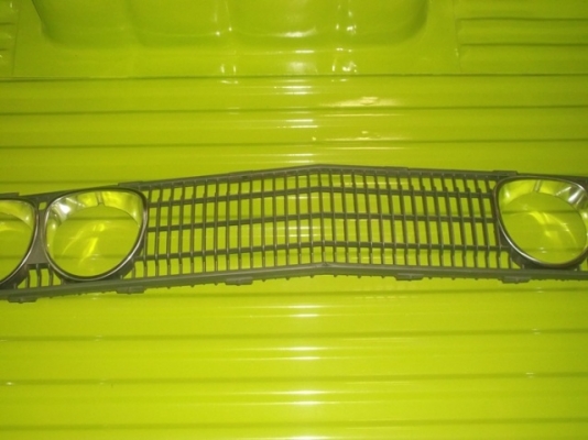 ขายกระจังหน้าเเว่น DATSUN620 สภาพสวยๆเบ้าไปสีเงินใส่เเล้วหล่อครับ ขายกระจังหน้าเเว่น DATSUN620 สภาพสวยๆเบ้าไปสีเงินใส่เเล้วหล่อครับ