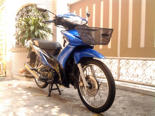 ขออนุญาติขาย HONDA WAVE 110-i วิ่ง 8,xxx กิโล สีน้ำเงินดำ โอนให้ฟรีครับ