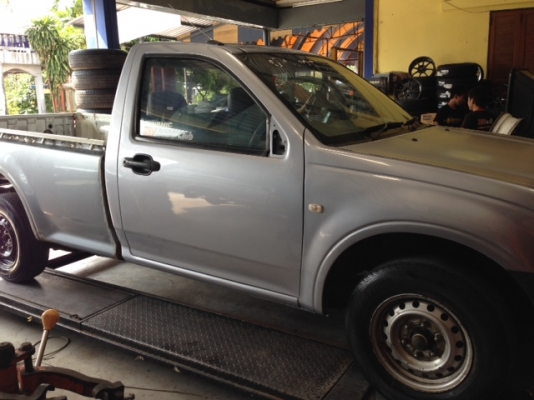 ขาย D-MAX 06 EX ตามสภาพ เครื่องดี เอาไปเก็บอีกนิดหน่อย ถูกๆ