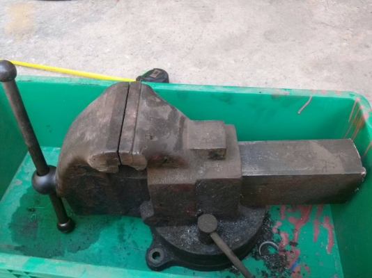 ปากกาจับงาน ขนาดปากกว้าง 5 นิ้ว