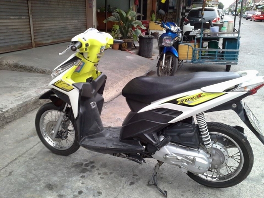 Click i ปี 54 เครื่องเดิม แน่น ไม่หอน ไม่ควัน คุ้มแน่นอน