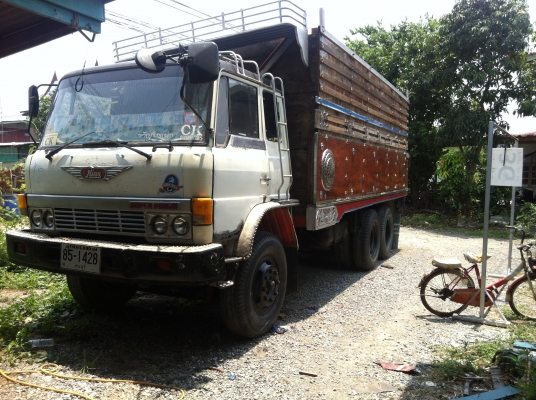 ขาย10ล้อเพลาเดียว HINO  FL-176 พวงมาลัยเพาเวอร์ เบรคจิ๊ฟฟี่ เครื่อง HO7C