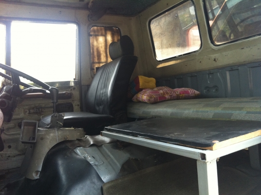 ขาย10ล้อเพลาเดียว HINO  FL-176 พวงมาลัยเพาเวอร์ เบรคจิ๊ฟฟี่ เครื่อง HO7C