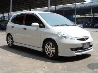 HONDA JAZZ i-DSI 1.5 AUTO ปี 2004 รถสวยพร้อมใช้ จัดไฟแนนซ์ได้ค่ะ T.086-527-9533 HONDA JAZZ i-DSI 1.5 AUTO ปี 2004 รถสวยพร้อมใช้ จัดไฟแนนซ์ได้ค่ะ T.086-527-9533