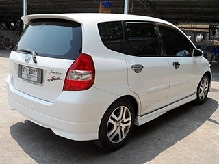 HONDA JAZZ i-DSI 1.5 AUTO ปี 2004 รถสวยพร้อมใช้ จัดไฟแนนซ์ได้ค่ะ T.086-527-9533 HONDA JAZZ i-DSI 1.5 AUTO ปี 2004 รถสวยพร้อมใช้ จัดไฟแนนซ์ได้ค่ะ T.086-527-9533