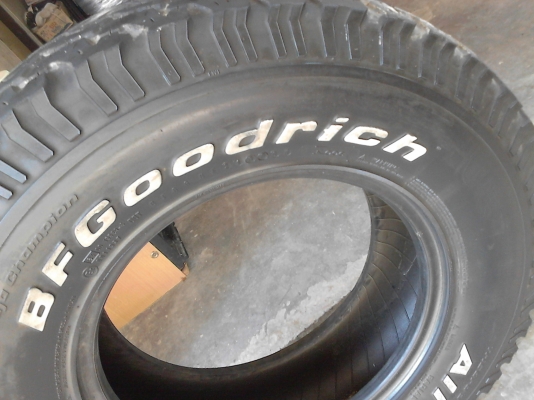 30X9.50 R15    BF Goodrich ALL Ter rain t/a  มี 1 เส้น      TEL.081-427-3941