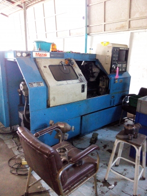 ขายเครื่อง CNC LATHE