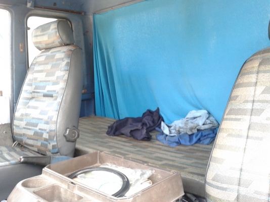 ขายรถหกล้อHiNO ติดเครน 3 ตัน 3 ปลอก