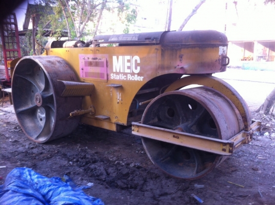 ขายด่วนรถบดสามล้อเหล็กSAKAI KD7610 พร้อมเอกสาร มี2คัน