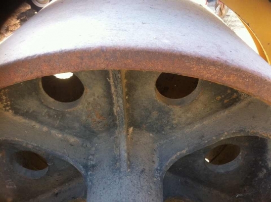 ขายด่วนรถบดสามล้อเหล็กSAKAI KD7610 พร้อมเอกสาร มี2คัน