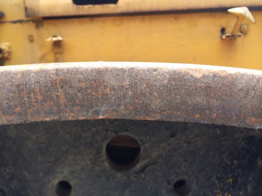 ขายด่วนรถบดสามล้อเหล็กSAKAI KD7610 พร้อมเอกสาร มี2คัน