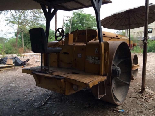 ขายด่วนรถบดสามล้อเหล็กSAKAI KD7610 พร้อมเอกสาร มี2คัน