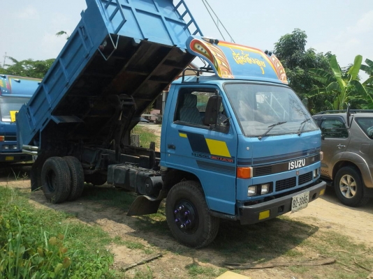 ขายเหมา,,,ด่วนๆๆหกล้อ  3 คัน,,สวยๆๆ,พร้อมใช้งาน,,115hp,117hp,115hp,,