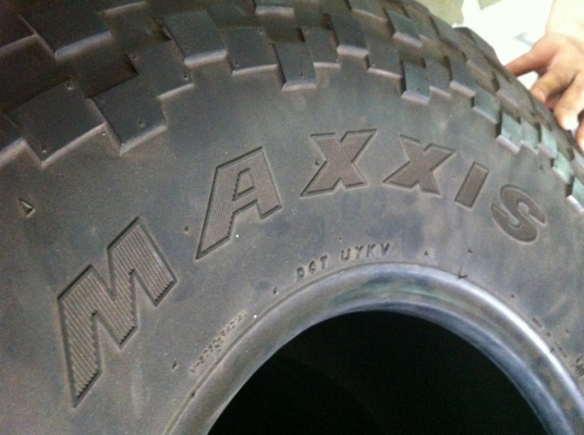 ยาง 35 นิ้ว แม้กซิส ขอบ 15 ส่งได้ทั่วไทยคับ ยาง 35 นิ้ว แม้กซิส ขอบ 15 ส่งได้ทั่วไทยคับ