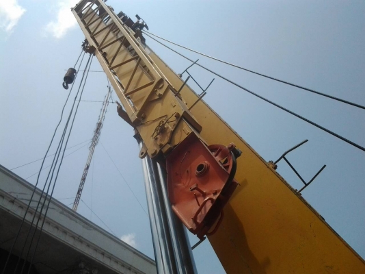 ขายเครน  25ตัน  สี่ล้อ  TADANO  KATO