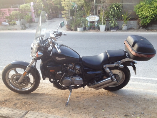 Honda Magna 750 CC