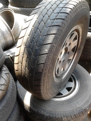 205/75R14 ขายแม๊ก พร้อมยาง BRIDGESTONE LEO 75 TEL.081-427-3941