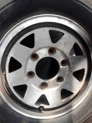 205/75R14 ขายแม๊ก พร้อมยาง BRIDGESTONE LEO 75 TEL.081-427-3941