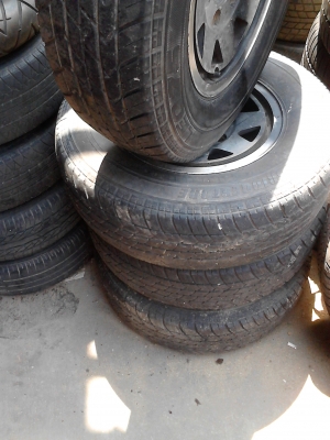 205/75R14 ขายแม๊ก พร้อมยาง BRIDGESTONE LEO 75 TEL.081-427-3941