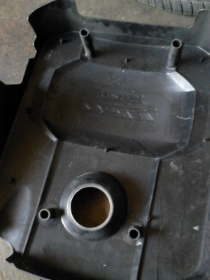 ขายฝาครอบเครื่อง ISUZU ITEQ 2.5 Ddi  มี 2 ฝา TEL.081-427-3941