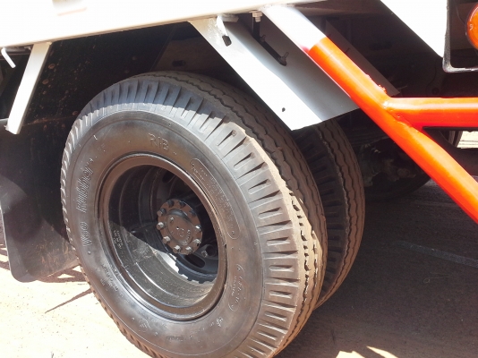 ขายด่วน รถหกล้อ HINO MEGA 500 ,5.50 เมตร สภาพดียางใหม่