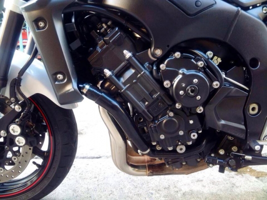 ต้ำพระราม2ขายYAMAHA FZ1 ปี2009 เอกสารทะเบียนโอนนอก รถวิ่งมา5XXXโล เท่านั้นครับสภาพป้ายแดง