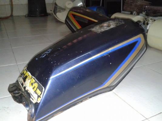 ย้ายบ้านขายของทิ้งเสื้อDT125 ถังน้ำมันrxs concord ท่อไอเสีย