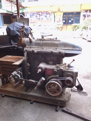 ขายแท่นไสญี่ปุ่น (มีมอเตอร์ 380 V) ไม่มีปากกาพร้อมใช้งาน ราคา 28,000 บาท