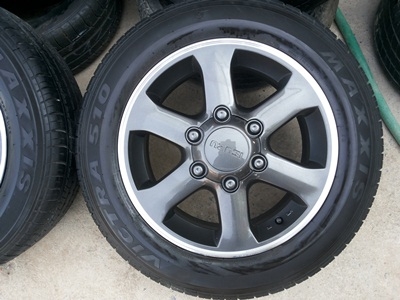 ขายล้อแม็กISUZU GOLD series 16 นิ้ว 6 ก้าน(สีกัล) พร้อมยาง 1 ชุด