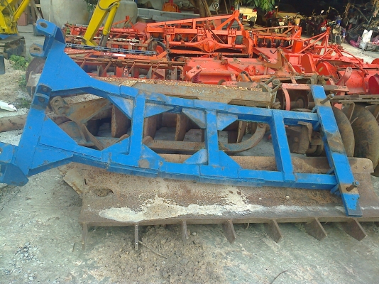 ขายผานดันหน้ารถไถฟอร์ด สอบถามได้