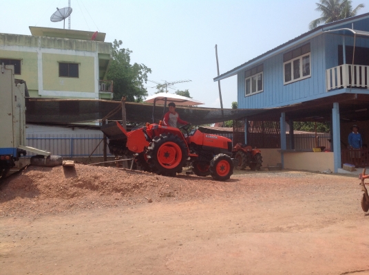 ปัญญาแทรคเตอร์มาแล้ว...จัดมาให้ครับ คูโบต้า L3408 ตัวเปล่า จัดส่ง อ.พรานกระต่าย จ.กำแพงเพชร