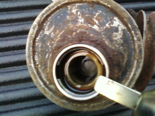 ขายปั้มพาวเวอร์ของรถบรรทุก 6 ล้อ รุ่น HINO  ISUZU ราคา 1500 บาท