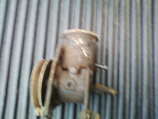 ขายปั้มพาวเวอร์ของรถบรรทุก 6 ล้อ รุ่น HINO  ISUZU ราคา 1500 บาท