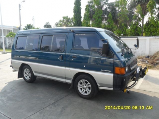 ขายรถตู้ มิตซู L300 ปี92 ประตูเปิด 2 ด้าน เครื่อง 3S หัวฉีด เกียร์ออโต้ เพาเวอร์ ติดแก๊ส LPG ภายในสวย เบาะ3 แถว หมุนได้ แอรฺหน้า-หลัง เย็นฉ่ำ ตัวถังเดิมๆสวย แม็ก15&quot; ยางใหม่ 4 เส้น รถพร้อมใช้ครับ ขับดีมากๆ ขายถูก ประกันชั้น3