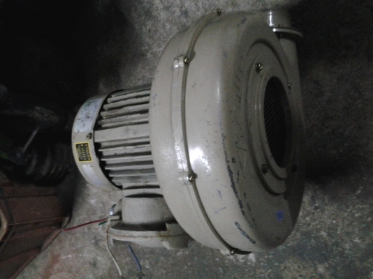 ขาย !! โบว์เออร์เป่าลม ขนาด 1hp.380v. สภาพดี พร้อมใช้ ( ทำ220v.ได้ )