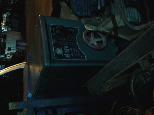 ขาย !! ตู้เชื่อม อาจิว 300 แอมป์ สภาพดี พร้อมใช้