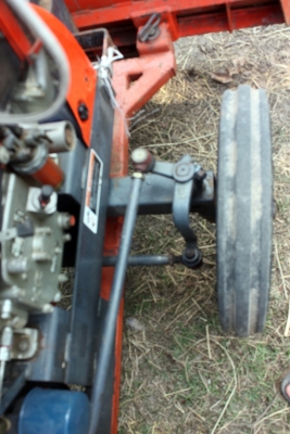 ขายรถไถ KRT140 Plus  พร้อมดันหน้า  แถม..ผาน 3 และล้อเหล็ก สนใจติดต่อ 091-6578959 คุณบุญ