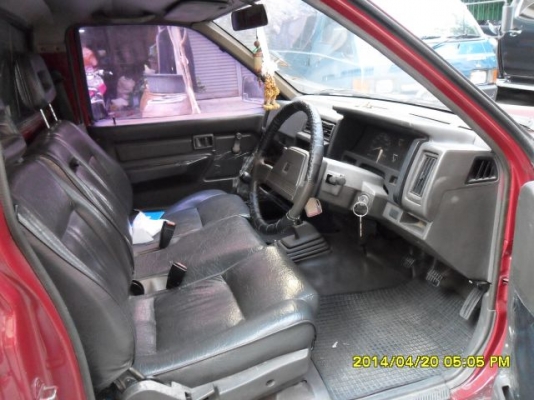 ขายรถกระบะ นิสสัน Big M ปี 92 เครื่องเดิม เบนซิล Z16 เกียร์ธรรมดา ภายในเบาะหนัง ไม่มีขาด แอร์เย็นฉ่ำ ตัวถังเดิม สีเต็ม ลอนกะบะสวย คัสซีสวย รถบางเดิม เครื่องดีเงียบๆ ช่วงล่างแน่นๆ ยางดี รถพร้อมใช้ ภาษี 57 ประกันชั้น 3