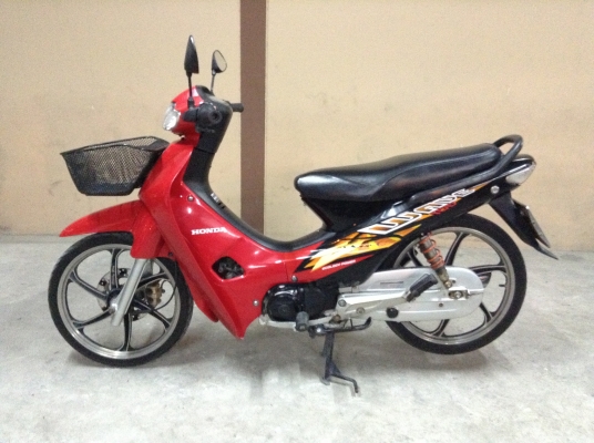 ขาย!!! เวฟ100 ล้อแม็ก ปี47 รถเครื่องดีคับ ทะเบียนครบ ภาษีไม่หมด