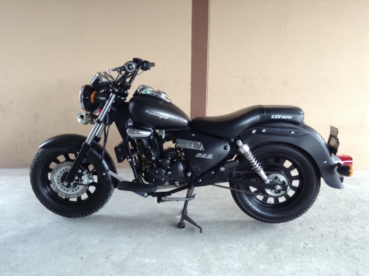 ขาย!!! KEEWAYช็อปเป้อ200cc สต๊าทมือ รถใหม่มาก ปี56 รถเครื่องดีคับ ทะเบียนครบ น่าใช้คับ