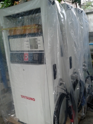ตู้จ่ายน้ำมันใหม่