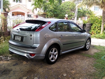 ขายรถ FORD FOCUS 1.8 TREND ตัวท็อป 5ประตู ปี 2006 เกียร์ออโต้2ระบบ AIRBAG2 ABS ใช้ E20ได้ ติดแก็ส LPGหัวฉีด