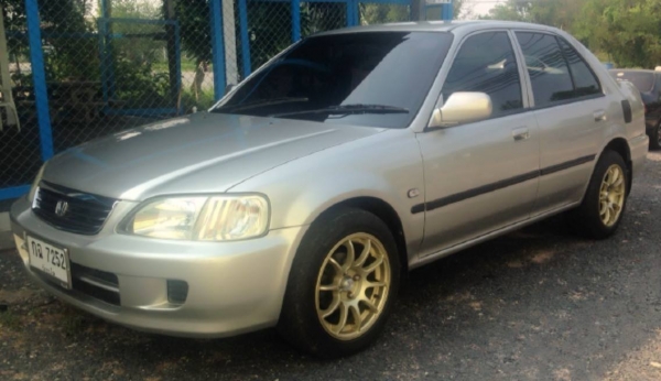 **135,000 บ.ต่อรอง**ขายรถเก๋ง HONDA CITY TYPE Z LXi 1.5 AT ปี 44/01 เครื่องเดิมเกียร์เดิม ติดแก๊สLPG(ลงเล่ม) เครื่องดีแรง ประหยัด ช่วงล่างหนึบ หน้า-หลังเดิมไม่เคยชนหนัก ภายในเก๋งสวยคอนโซลเต็ม พ.พาวเวอร์ แอร์ กระจกไฟฟ้า เบาะหนัง ล้อแม็ก สีสันสวย ยางดี4เส้น