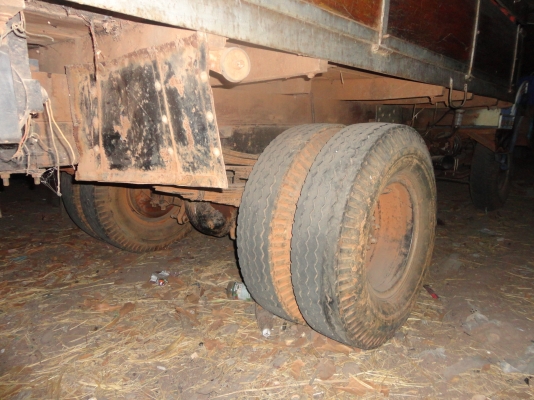 ขายรถอีแต๋นอีกรอบลดอีกรอบครับ