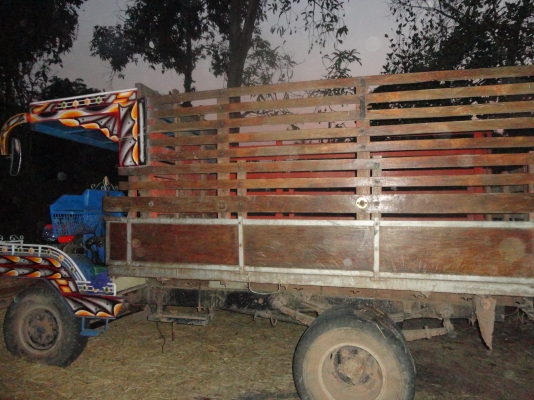 ขายรถอีแต๋นอีกรอบลดอีกรอบครับ