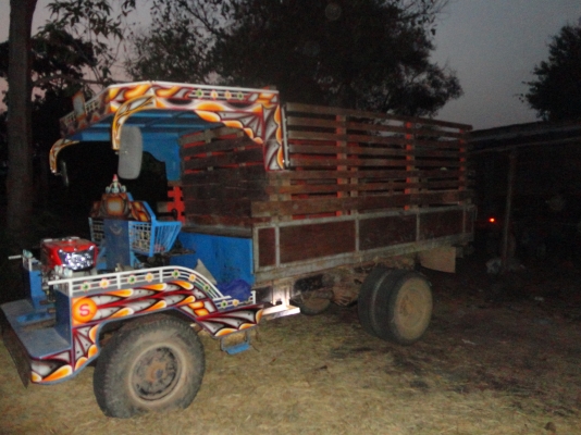 ขายรถอีแต๋นอีกรอบลดอีกรอบครับ